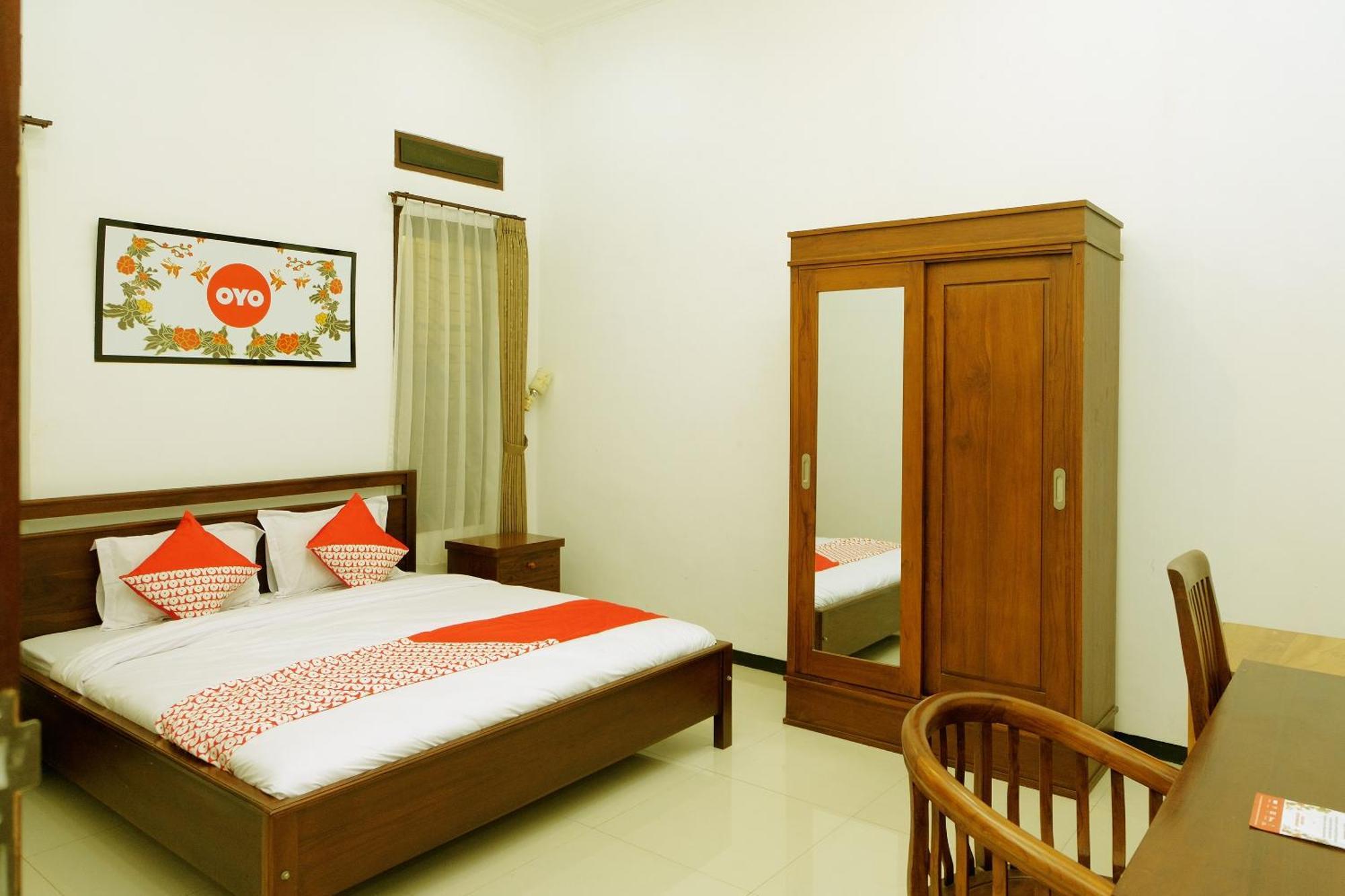 Oyo 350 D' Maktab Homestay Syariah Malang Exteriör bild