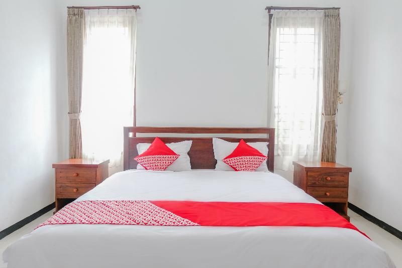 Oyo 350 D' Maktab Homestay Syariah Malang Exteriör bild
